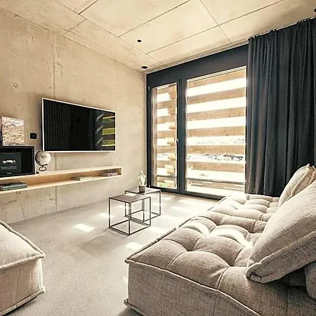 Bretterhotel Hotel